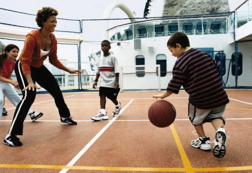 a bordo podrá practicar deporte en familia o con amigos